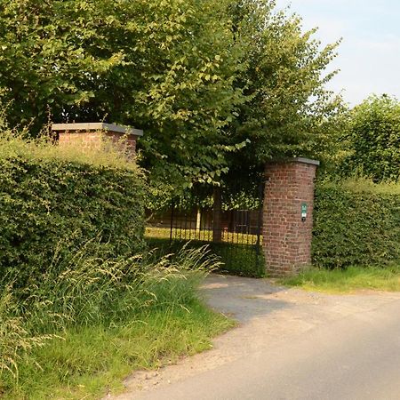 B&B De Hulst Izegem Εξωτερικό φωτογραφία